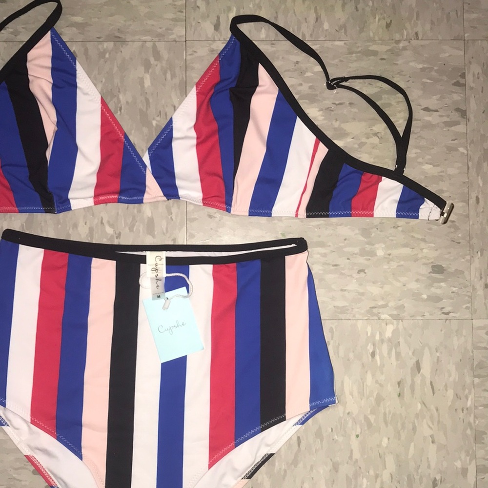 High waisted bikini